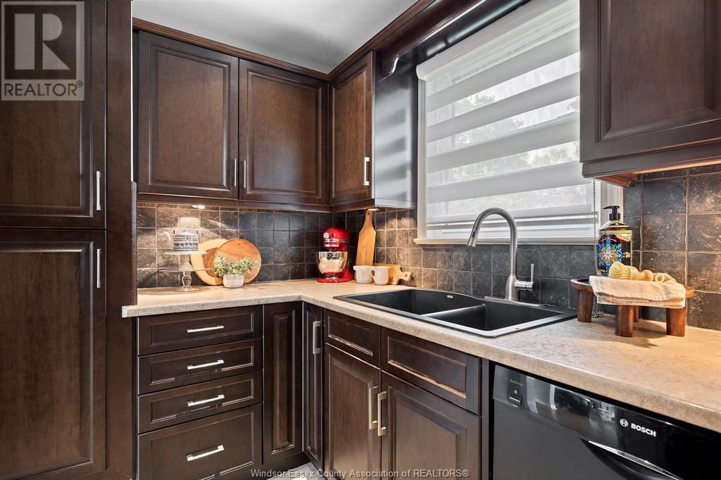 1080 BELLE ISLE VIEW Image 12