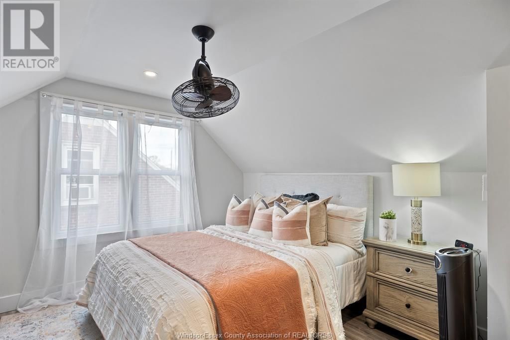 1080 BELLE ISLE VIEW Image 31