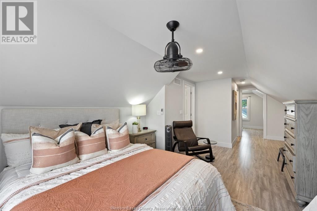 1080 BELLE ISLE VIEW Image 32