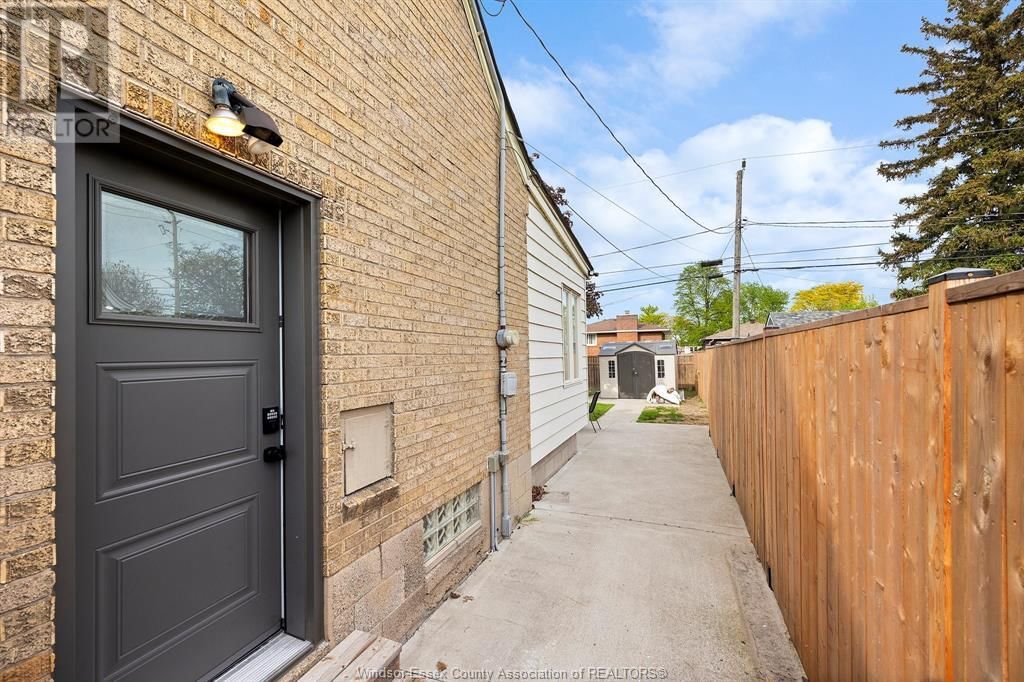 1080 BELLE ISLE VIEW Image 49