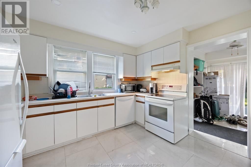 456 ASKIN AVENUE Image 2