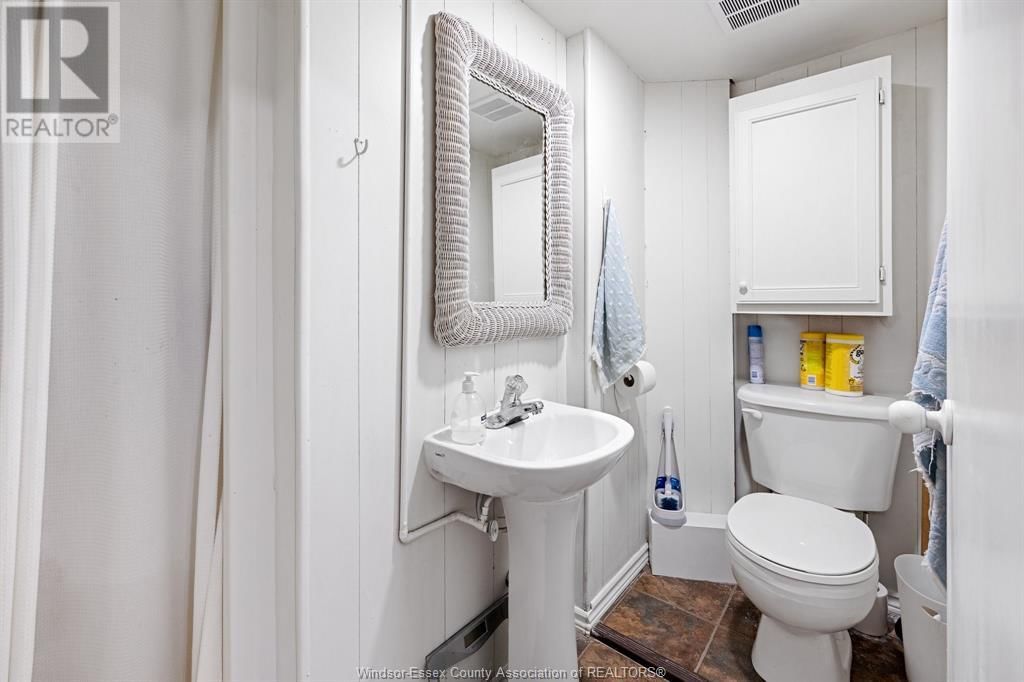 456 ASKIN AVENUE Image 7