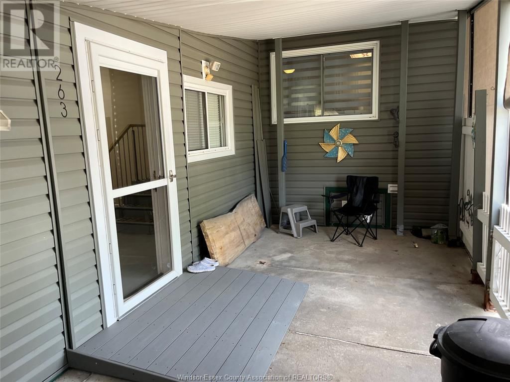 263 BEVERLY Image 10