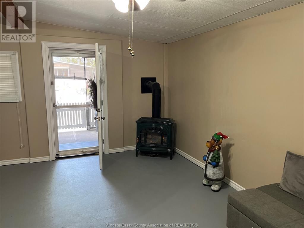 263 BEVERLY Image 11