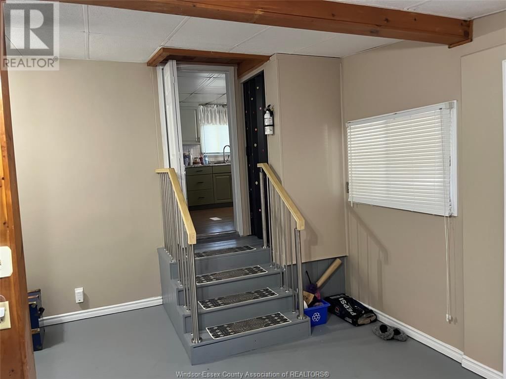 263 BEVERLY Image 12