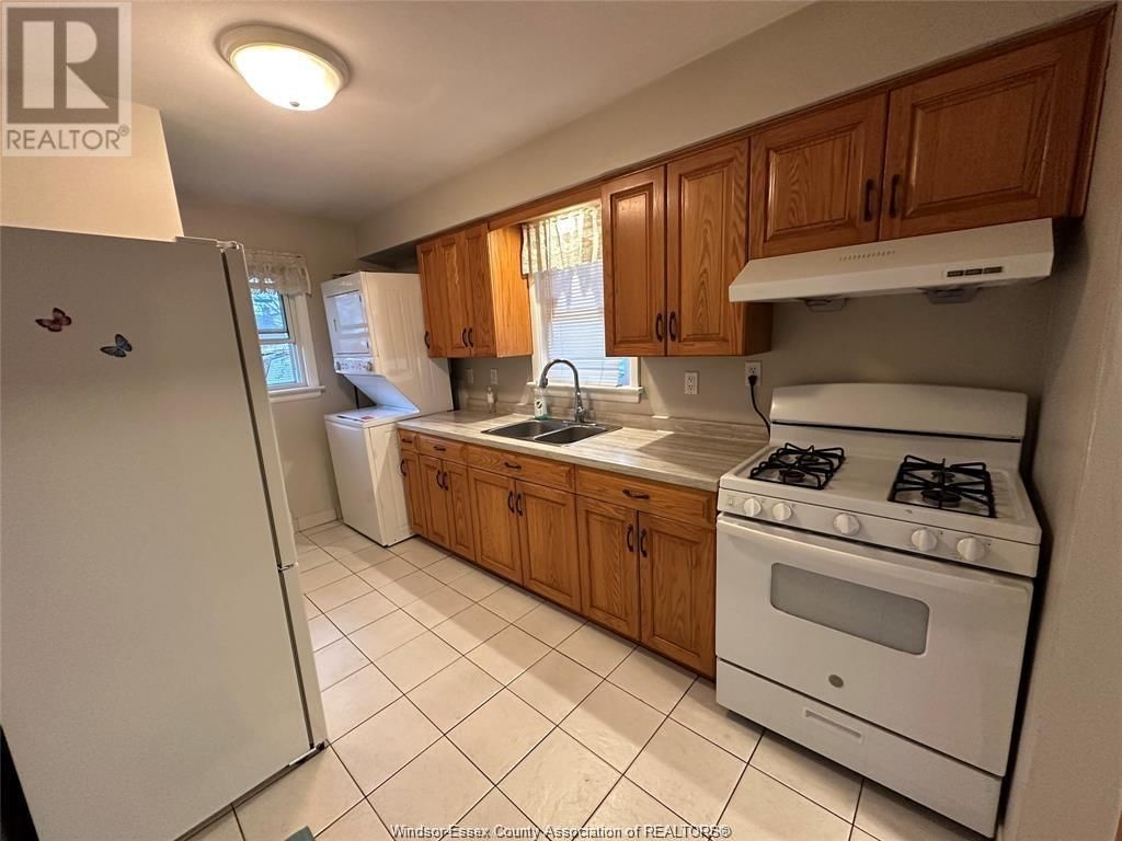 MAIN - 3580 MCKAY Image 10