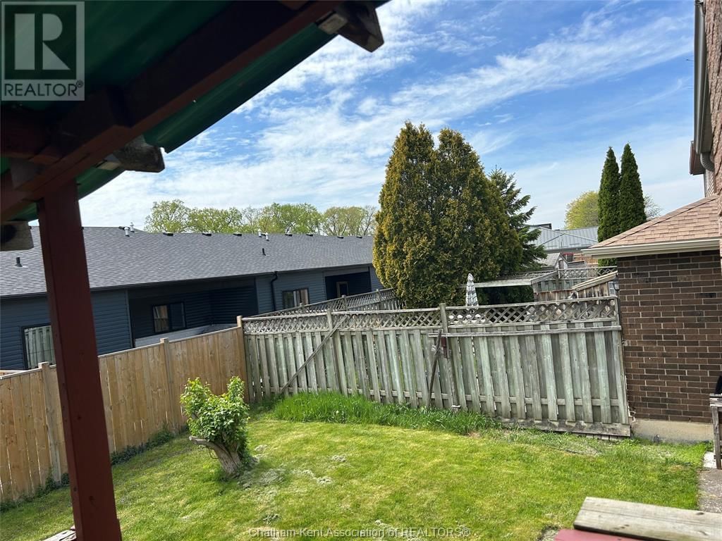 104 RANDOLF CRESCENT Image 10