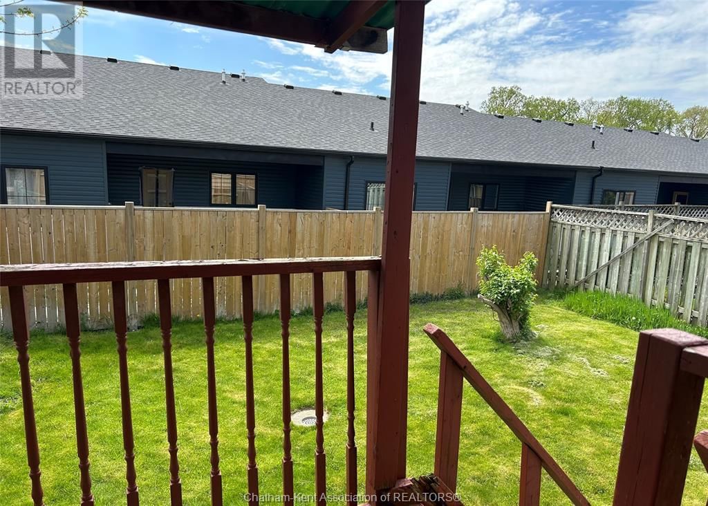 104 RANDOLF CRESCENT Image 11
