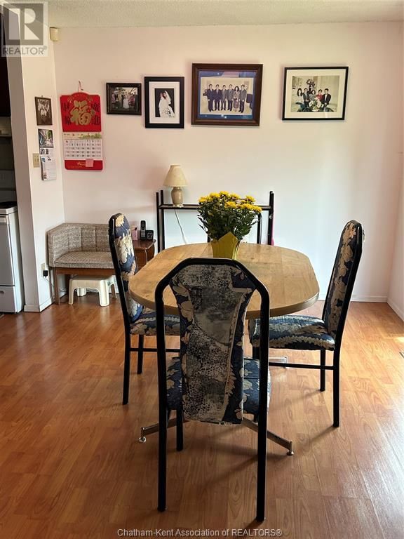 104 RANDOLF CRESCENT Image 4