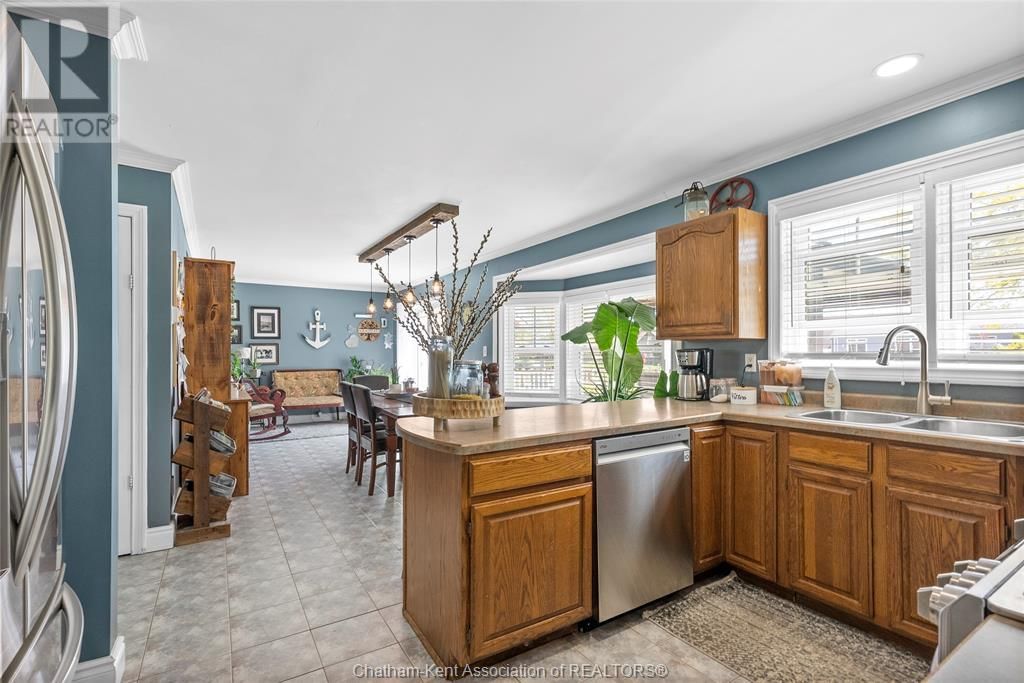 19085 LIGHT COVE AVENUE Image 18
