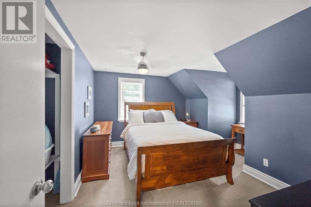 19085 LIGHT COVE AVENUE Image 31