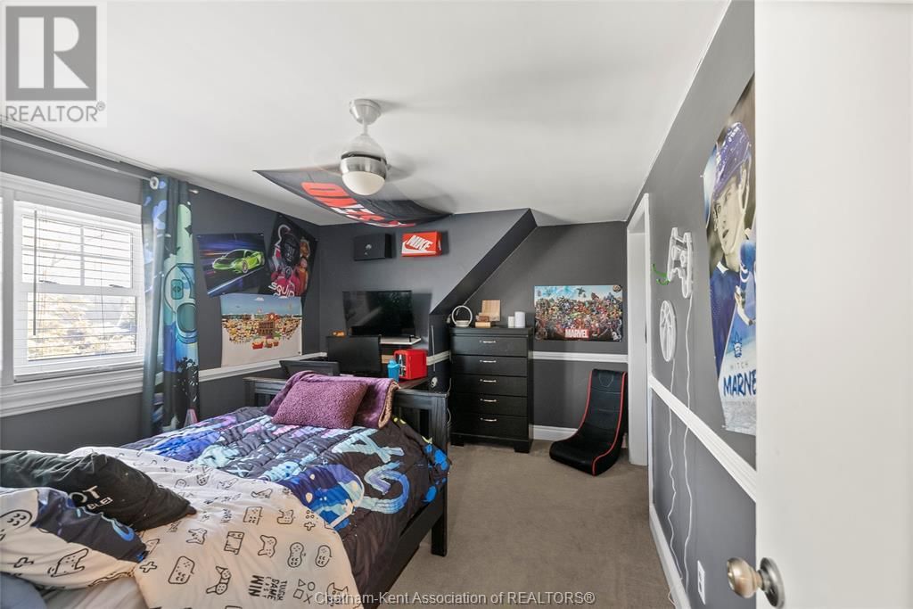 19085 LIGHT COVE AVENUE Image 32