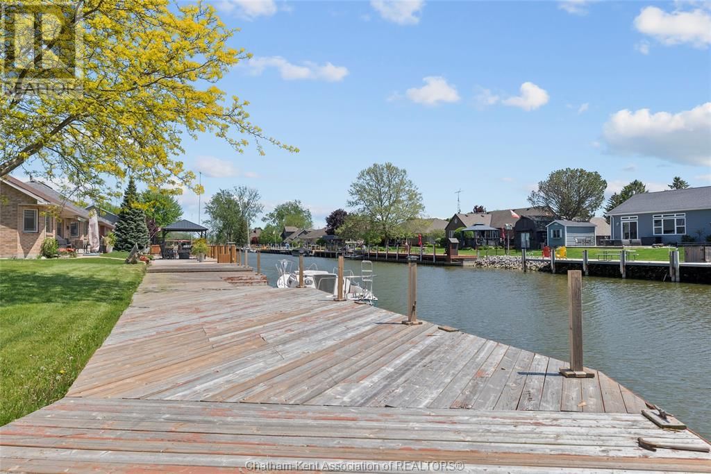 19085 LIGHT COVE AVENUE Image 38