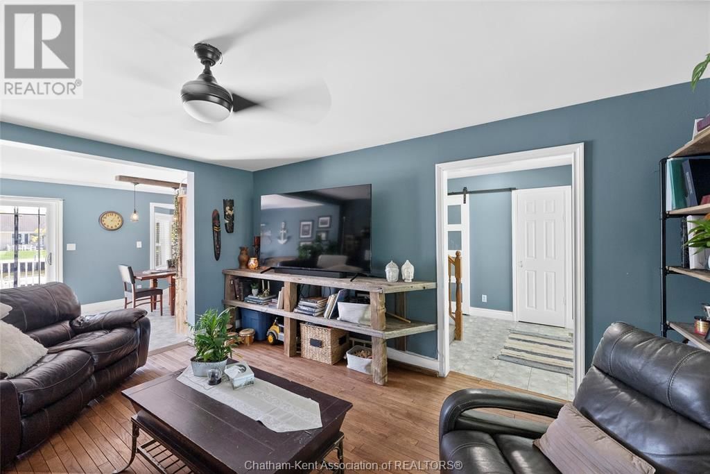 19085 LIGHT COVE AVENUE Image 9