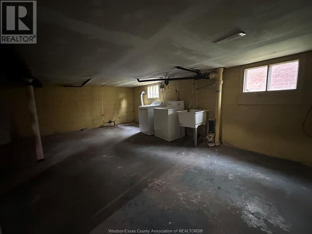 1757 ROONEY STREET Image 11