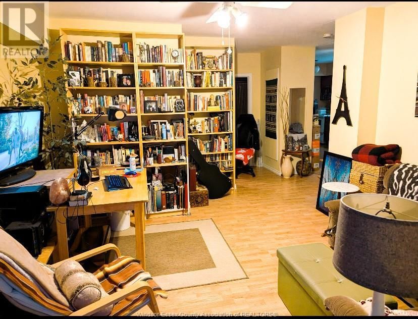 439 CHILVER ROAD Image 8