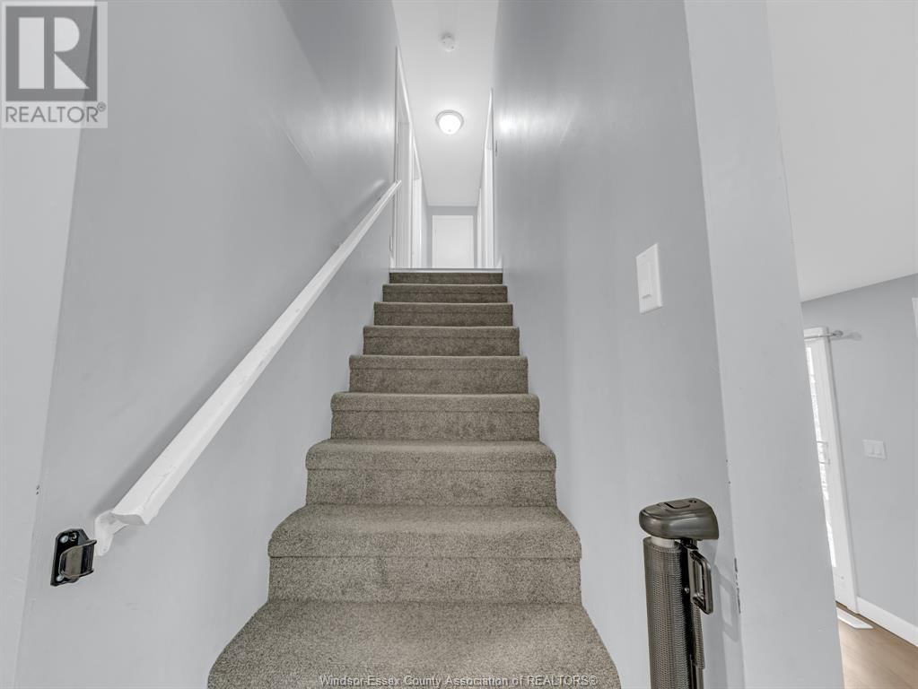 370 FRYER STREET Image 22