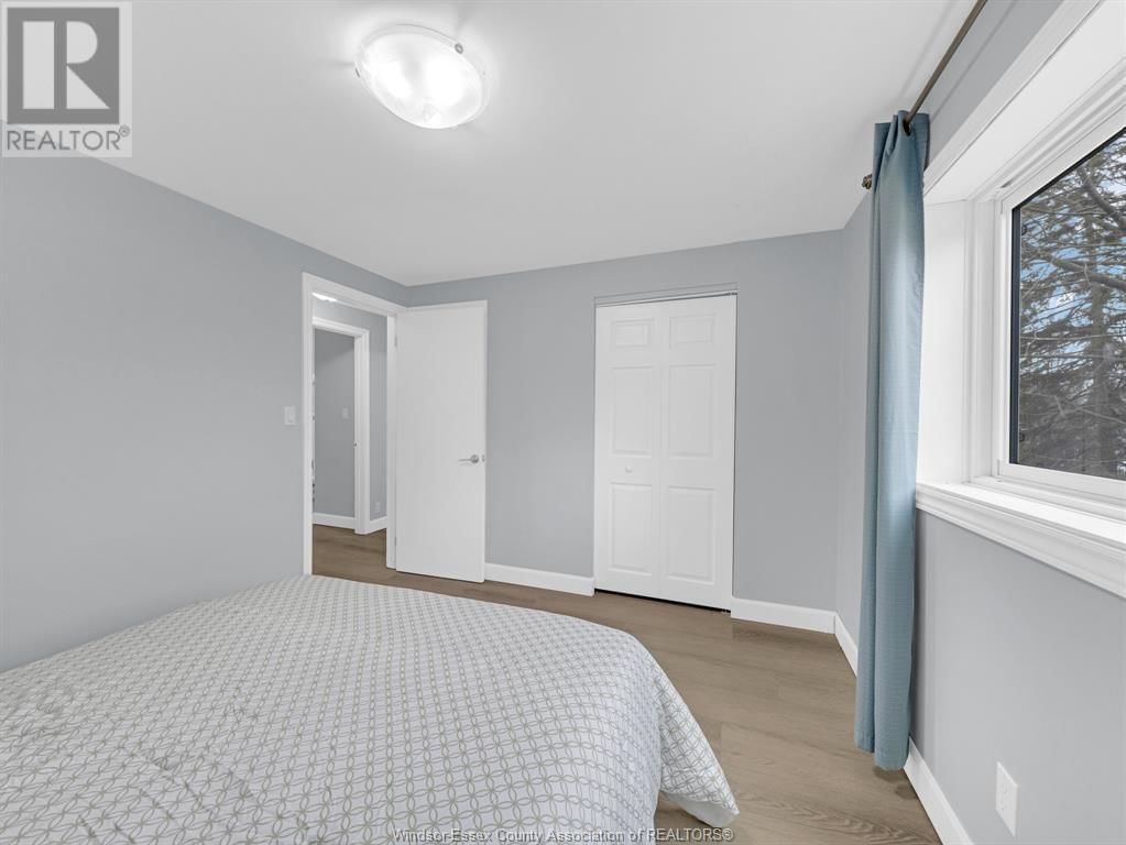 370 FRYER STREET Image 27