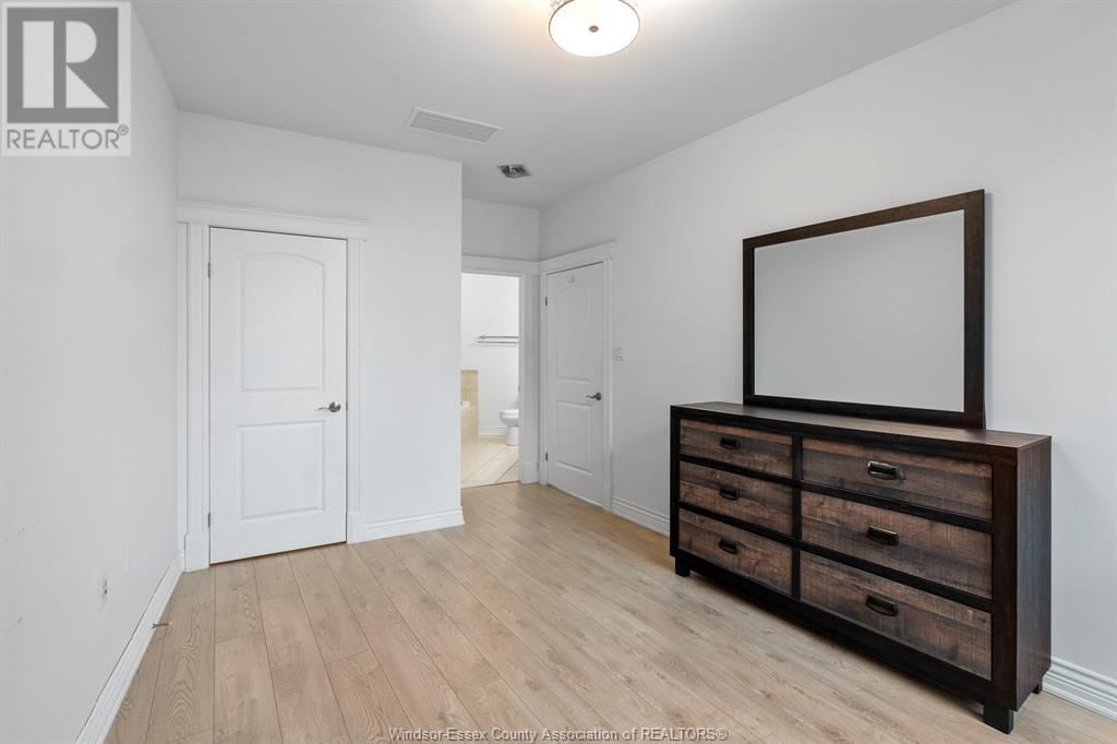 105 - 1225 RIVERSIDE DRIVE WEST Image 30