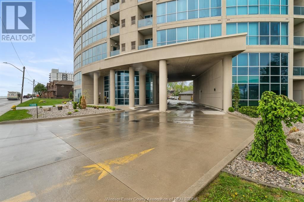 105 - 1225 RIVERSIDE DRIVE WEST Image 4