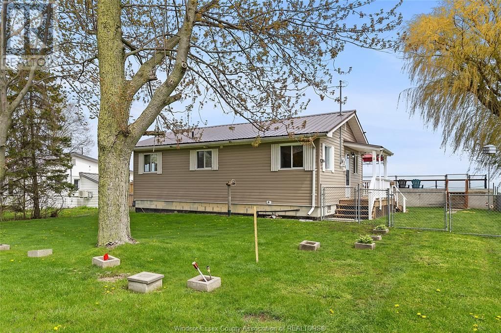 156 LAKESHORE Image 1