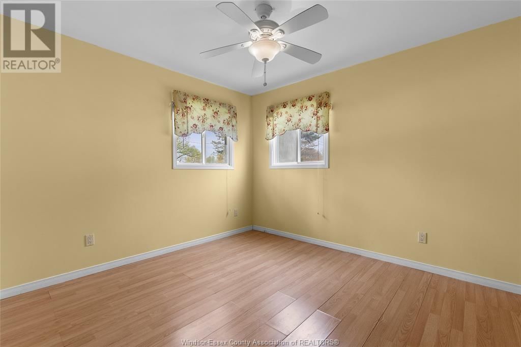156 LAKESHORE Image 15