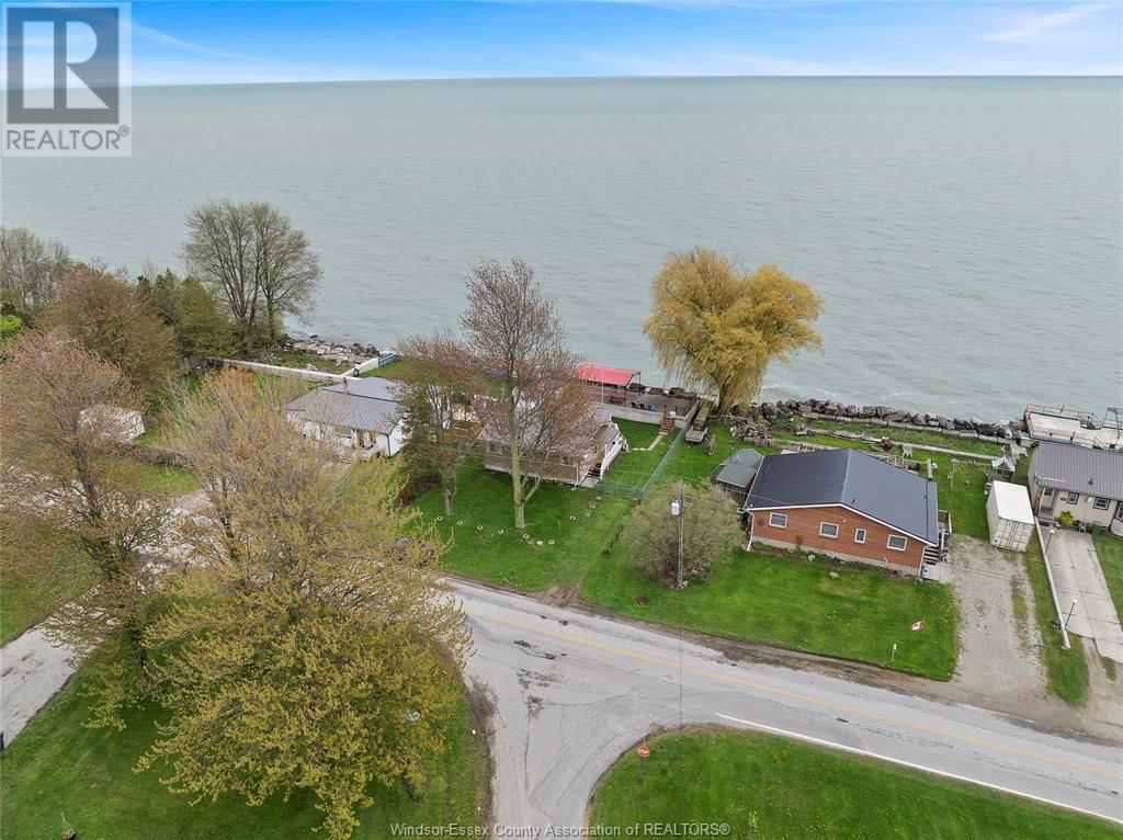 156 LAKESHORE Image 31