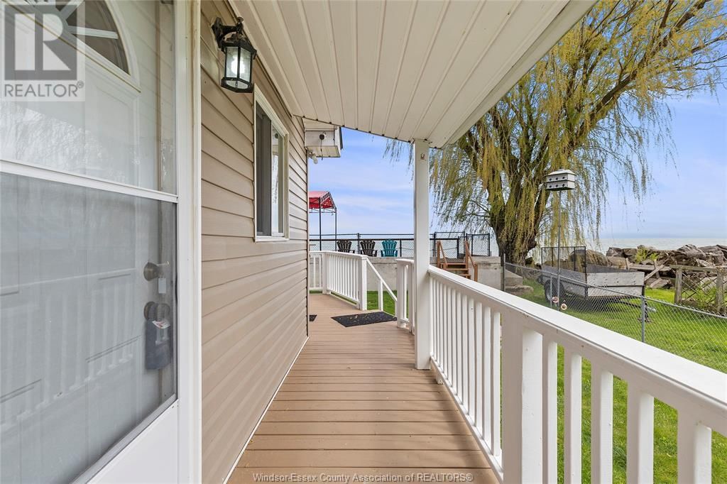 156 LAKESHORE Image 6