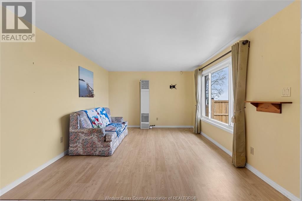 156 LAKESHORE Image 7