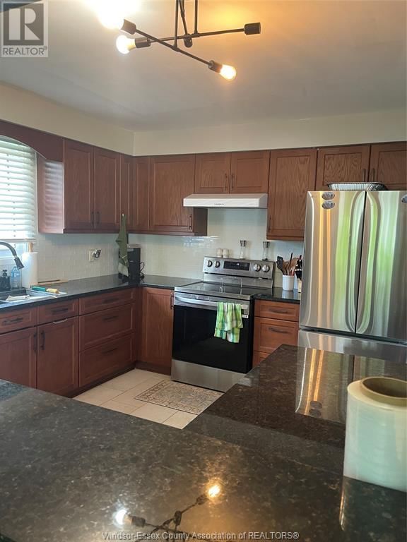 1377 OXFORD AVENUE Image 14