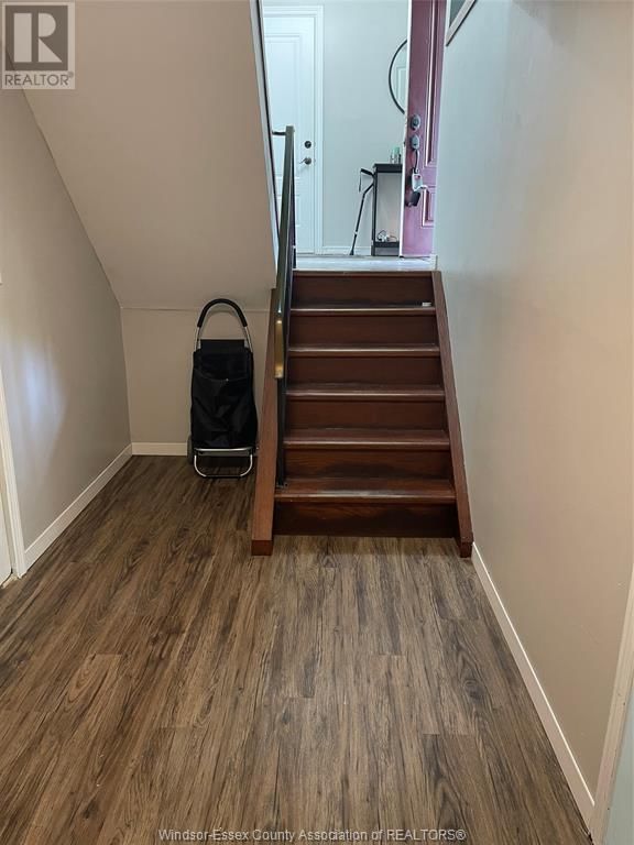 1377 OXFORD AVENUE Image 33
