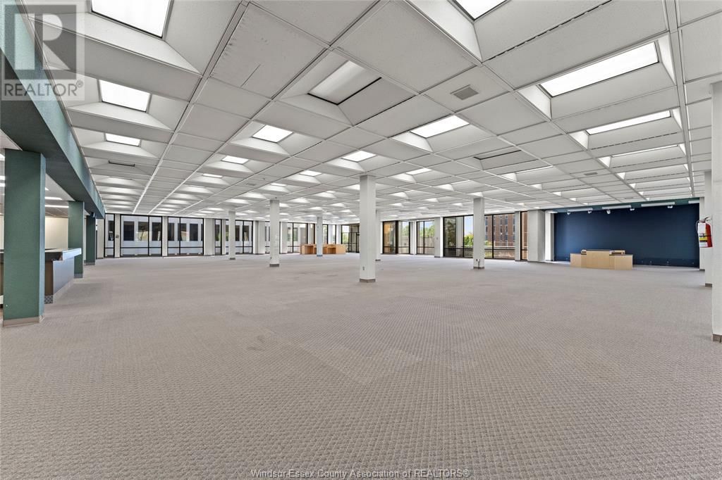 850 OUELLETTE AVENUE Image 7