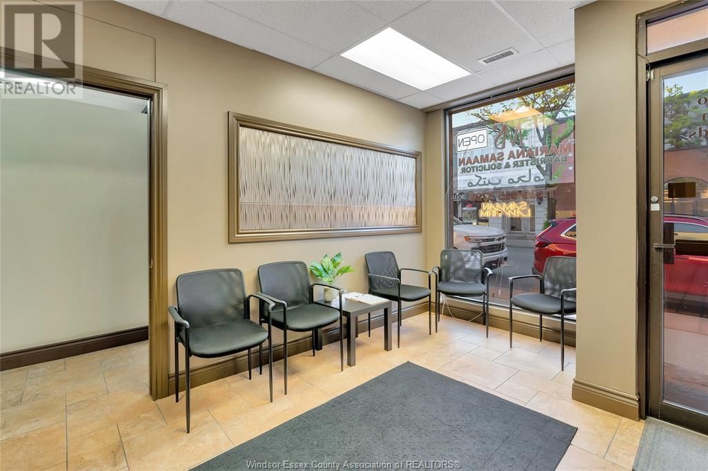 635 ERIE STREET EAST Image 4