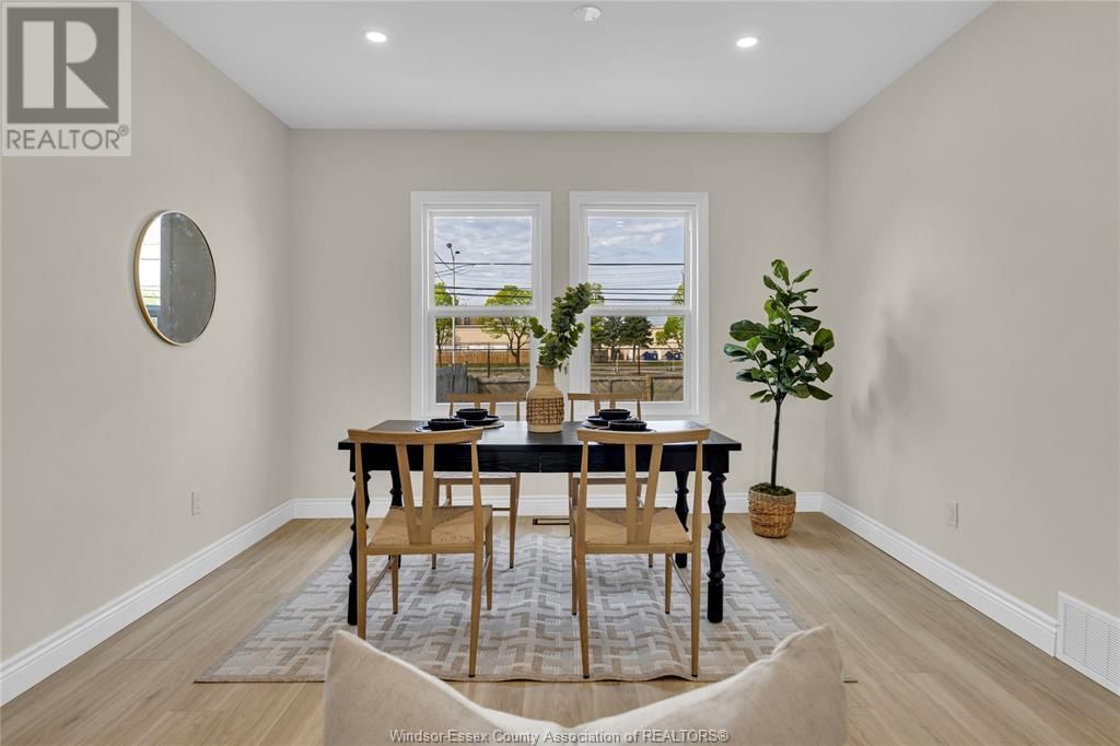 1627 HIGHLAND Image 10