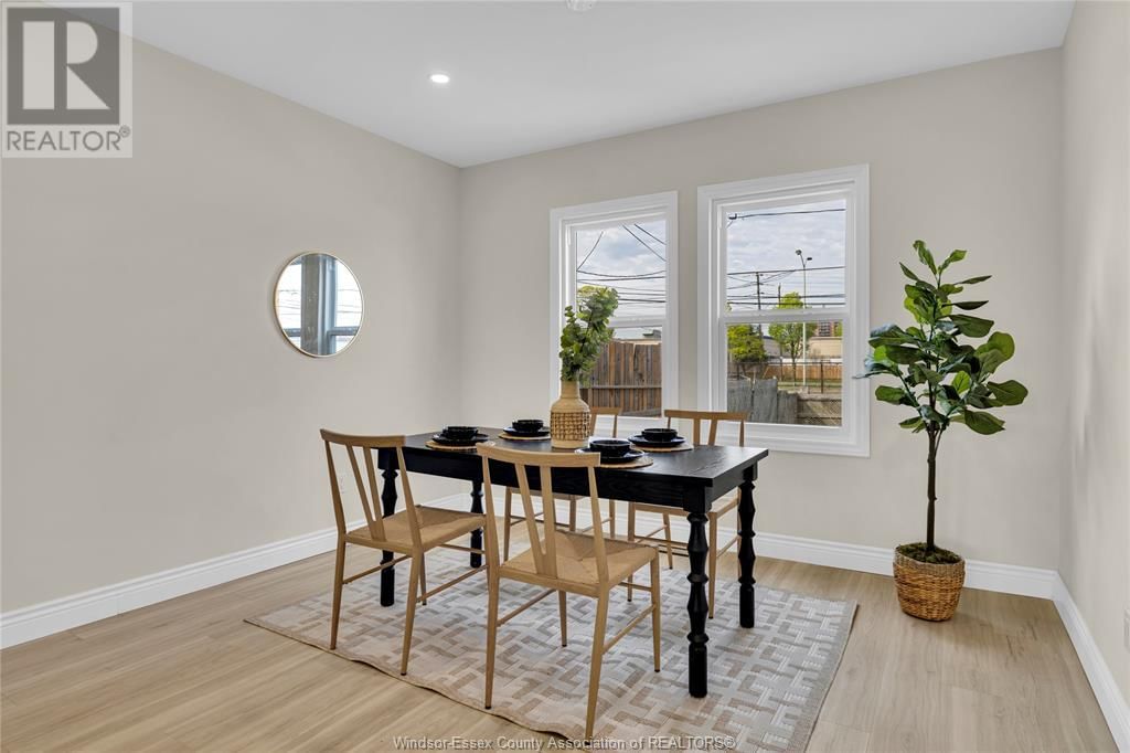 1627 HIGHLAND Image 11