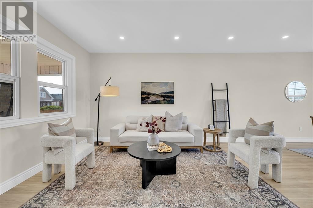 1627 HIGHLAND Image 7