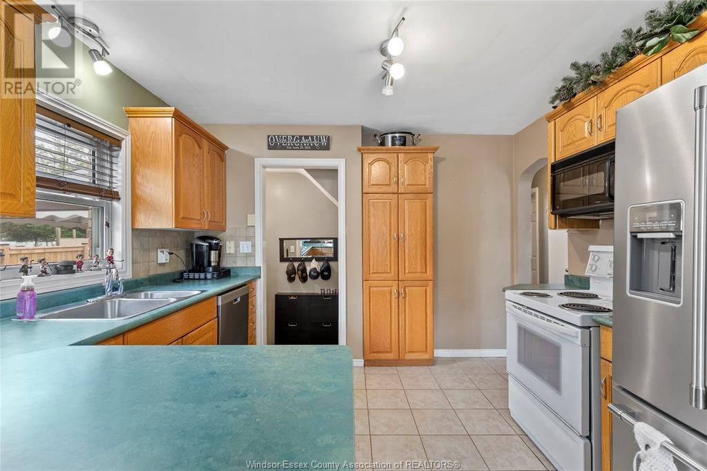 853 BUCKINGHAM ROAD Image 13