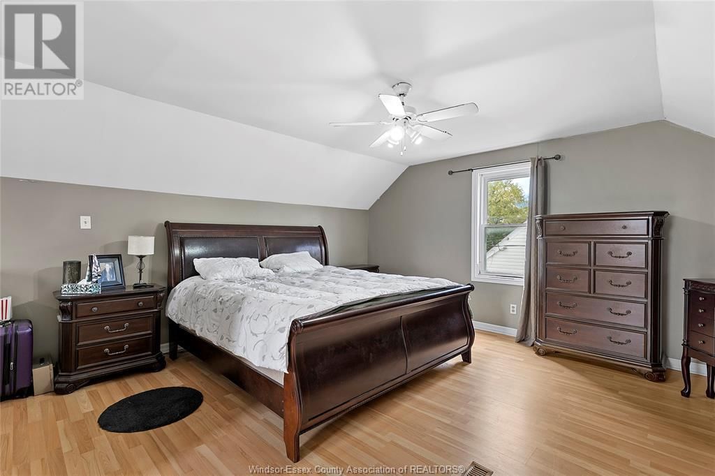 853 BUCKINGHAM ROAD Image 17
