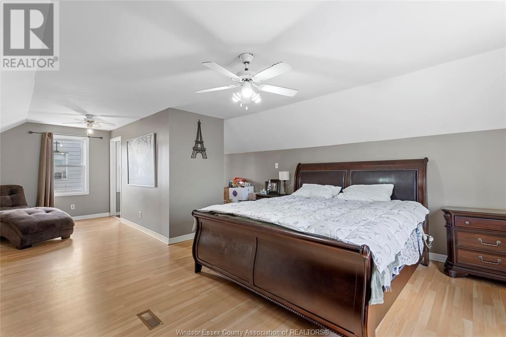 853 BUCKINGHAM ROAD Image 19