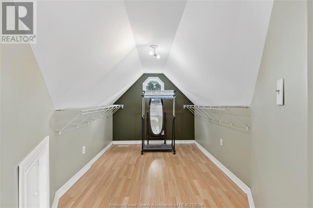 853 BUCKINGHAM ROAD Image 20