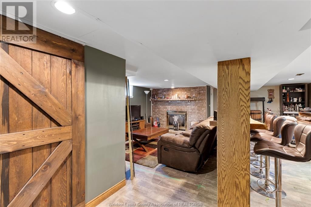 853 BUCKINGHAM ROAD Image 27