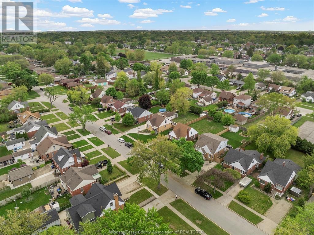853 BUCKINGHAM ROAD Image 37