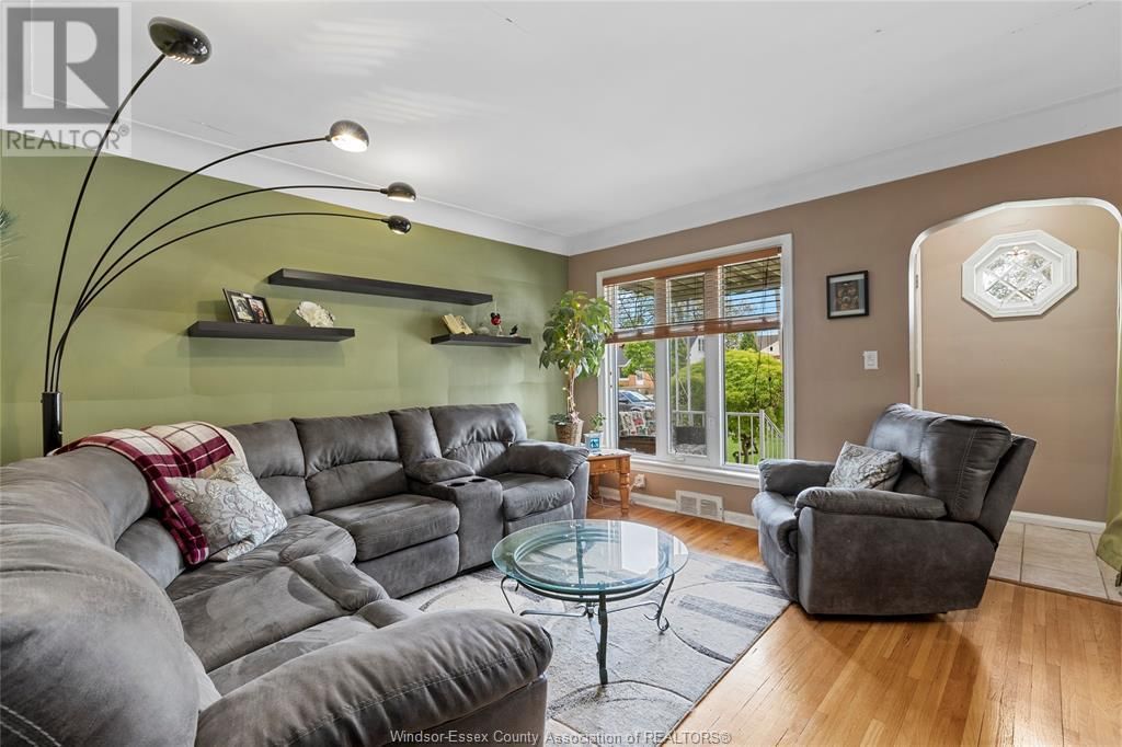 853 BUCKINGHAM ROAD Image 7