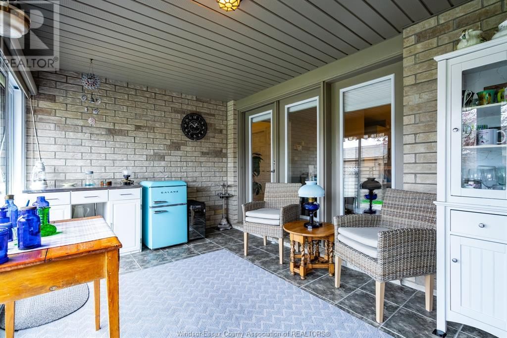 12 LEONARD DRIVE Image 12