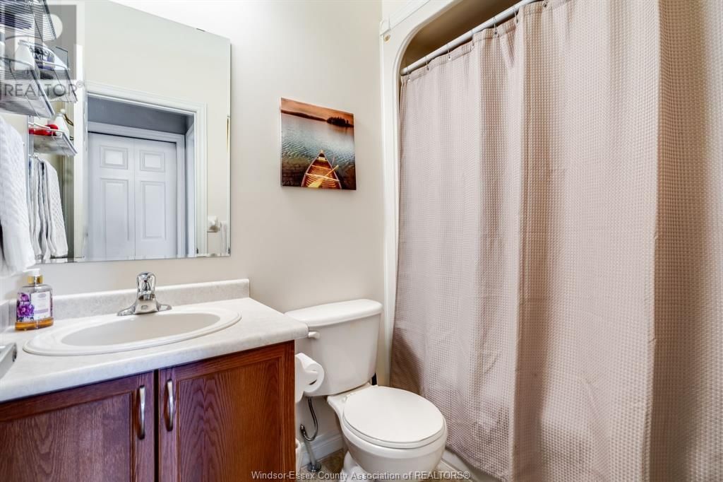 12 LEONARD DRIVE Image 24