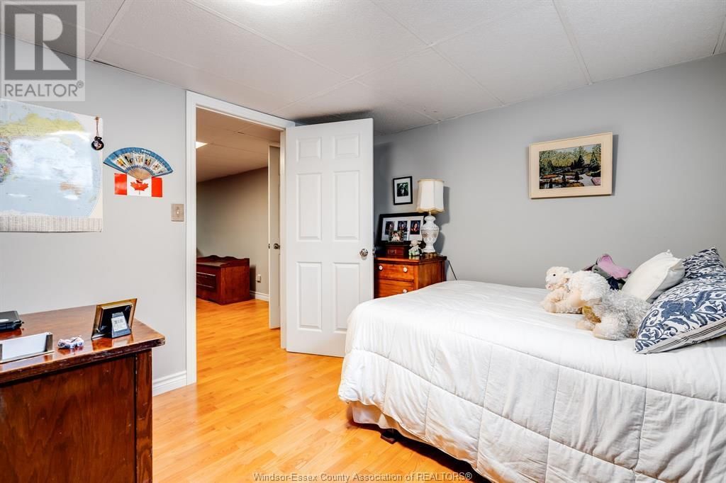 12 LEONARD DRIVE Image 28