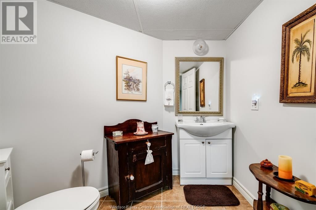 12 LEONARD DRIVE Image 29