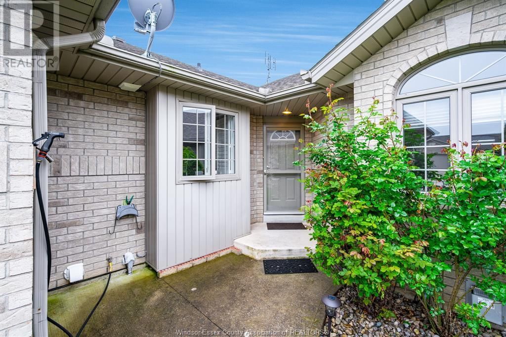 12 LEONARD DRIVE Image 33