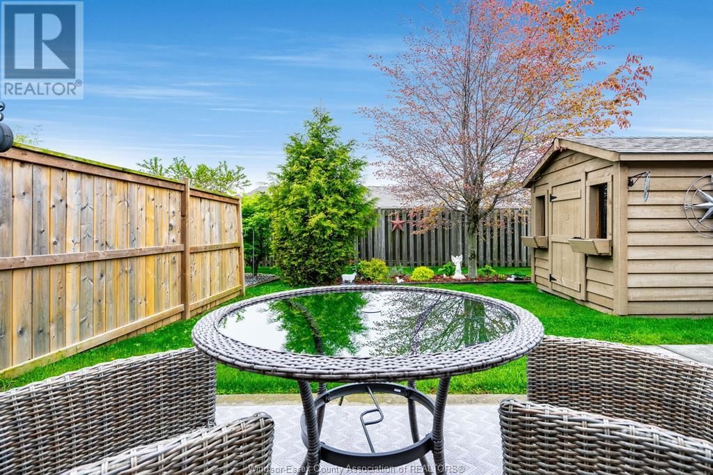 12 LEONARD DRIVE Image 38