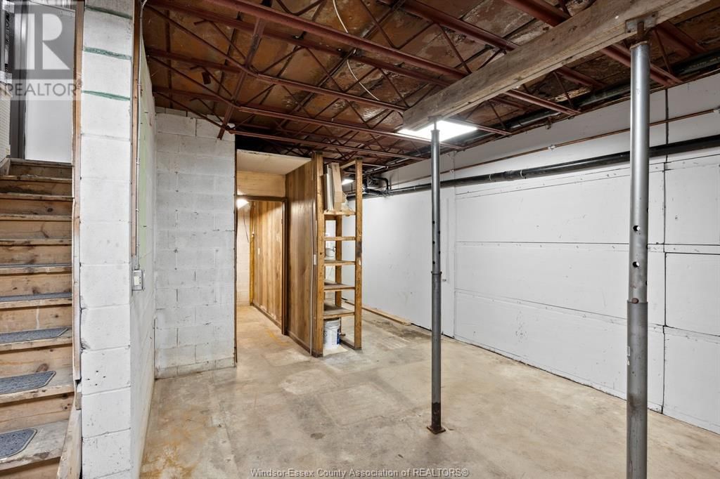71 TALBOT ROAD NORTH Image 21